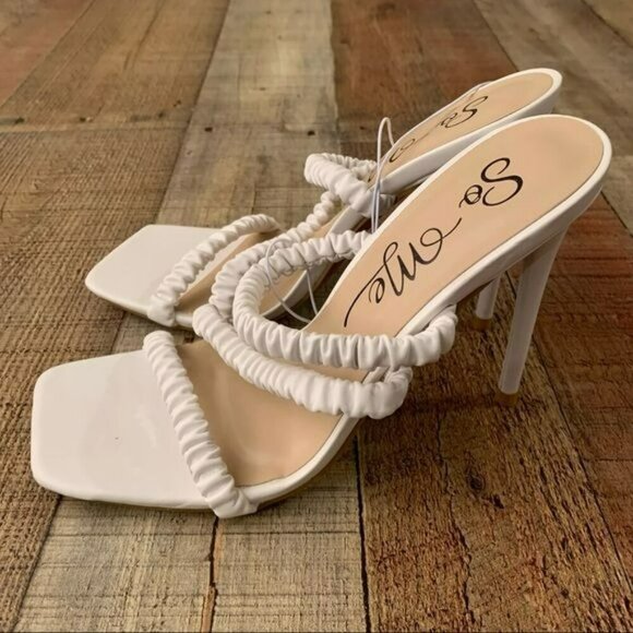 So me cloude white strappy slide on high heeled open toe sandals NIB - Picture 4 of 11